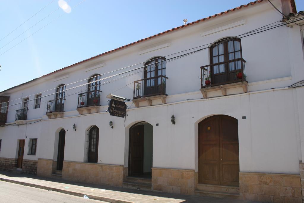 Hostal Patrimonio - Sucre Hotel Exterior photo