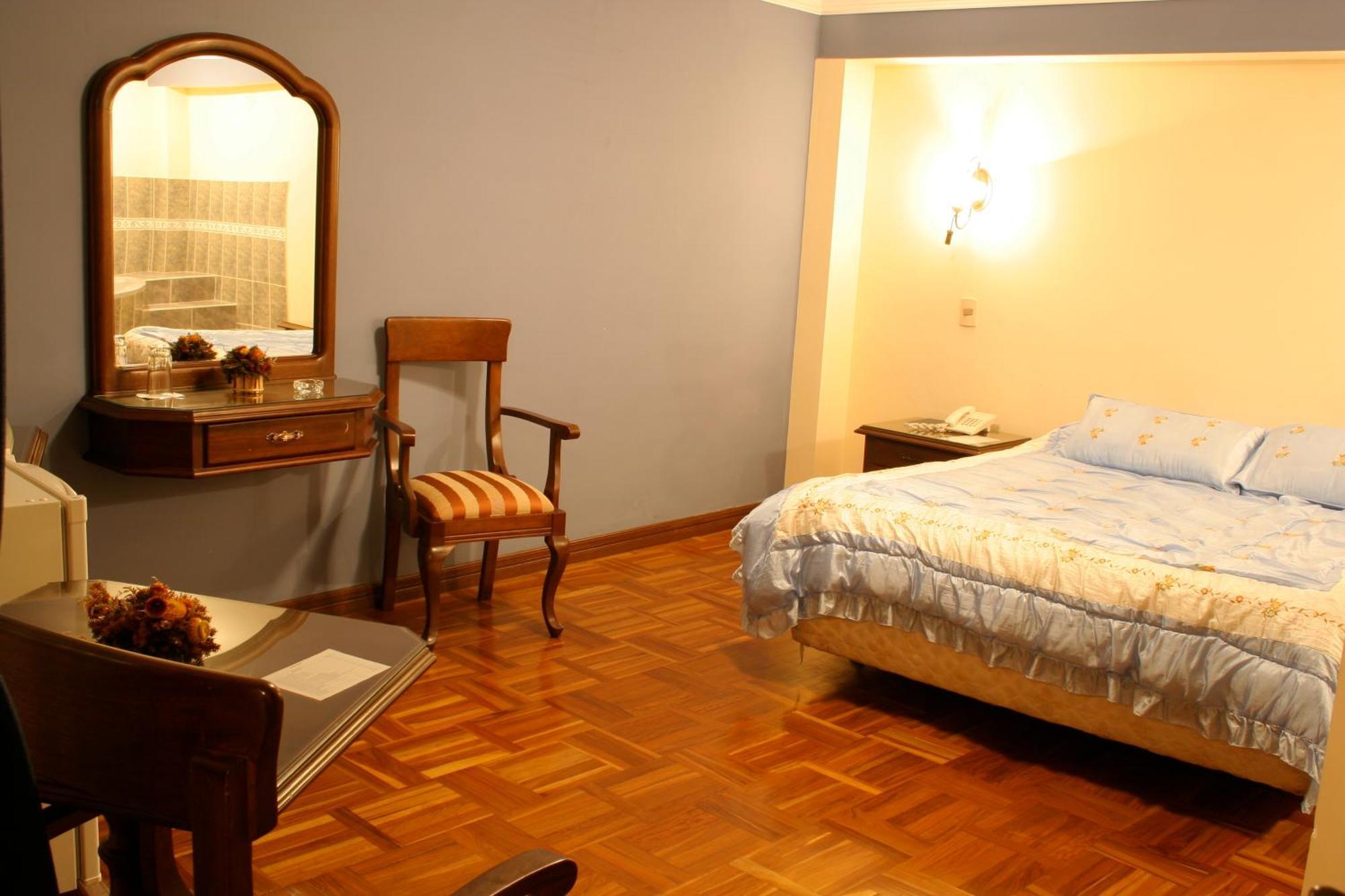 Hostal Patrimonio - Sucre Hotel Room photo