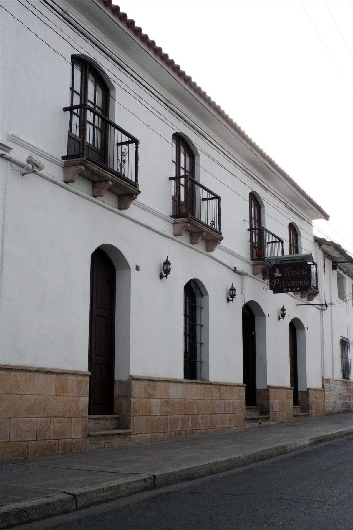 Hostal Patrimonio - Sucre Hotel Exterior photo